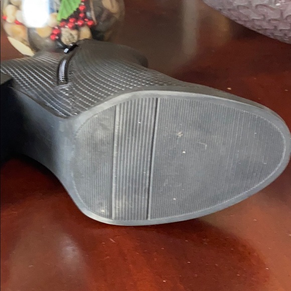 Boots - Picture 7 of 11